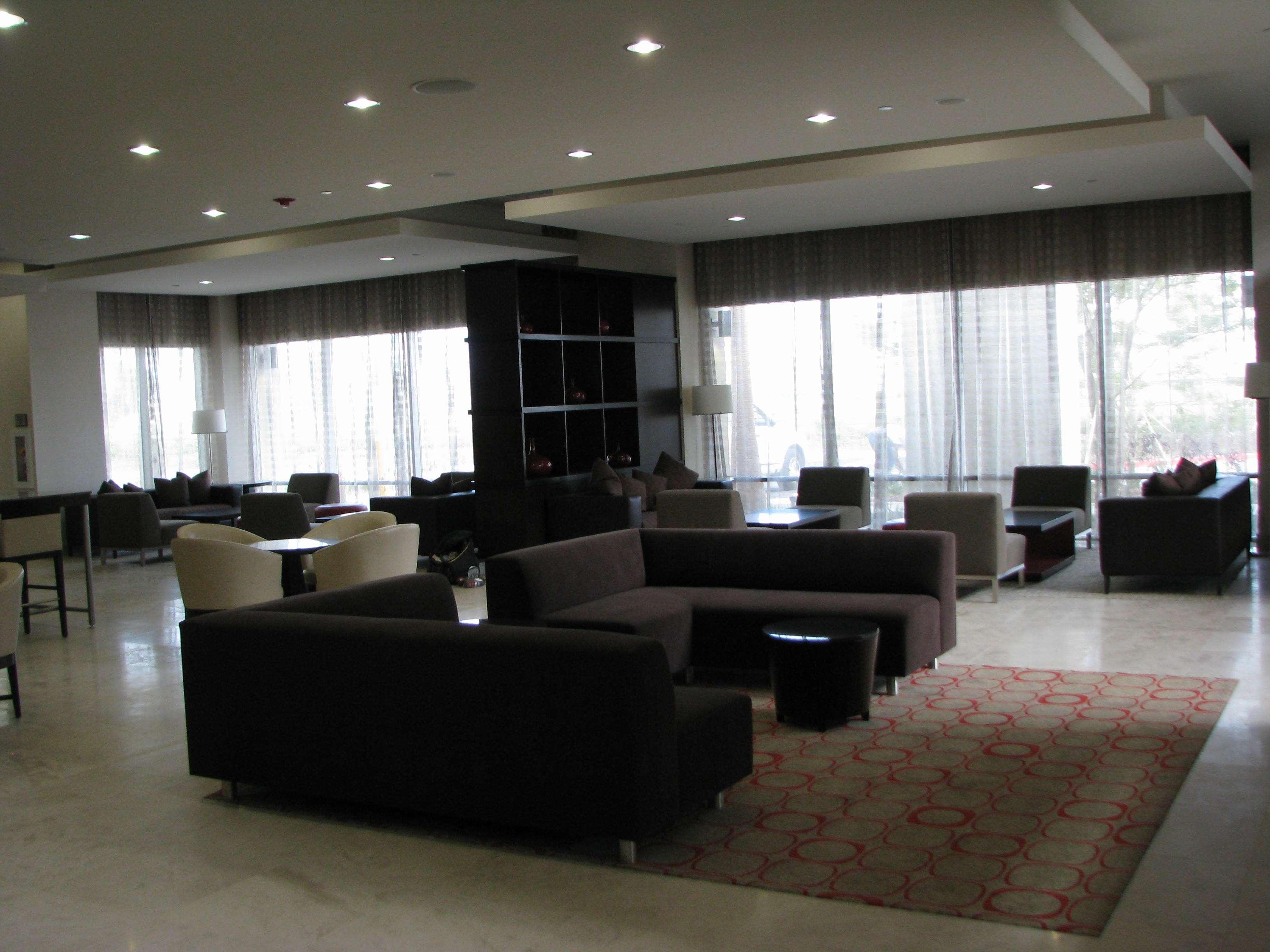 Embassy Suites Ontario - Airport Exterior photo