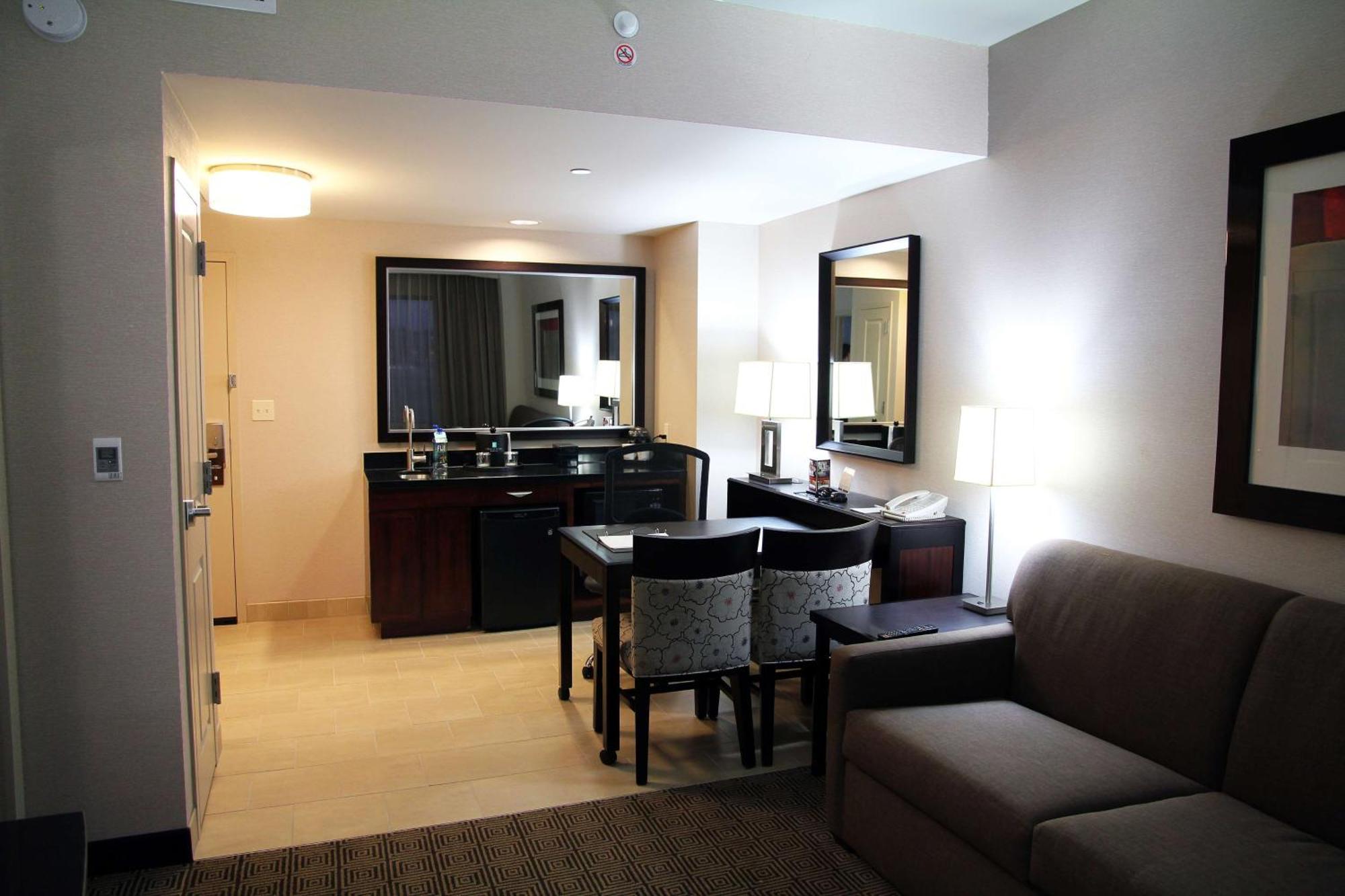 Embassy Suites Ontario - Airport Exterior photo