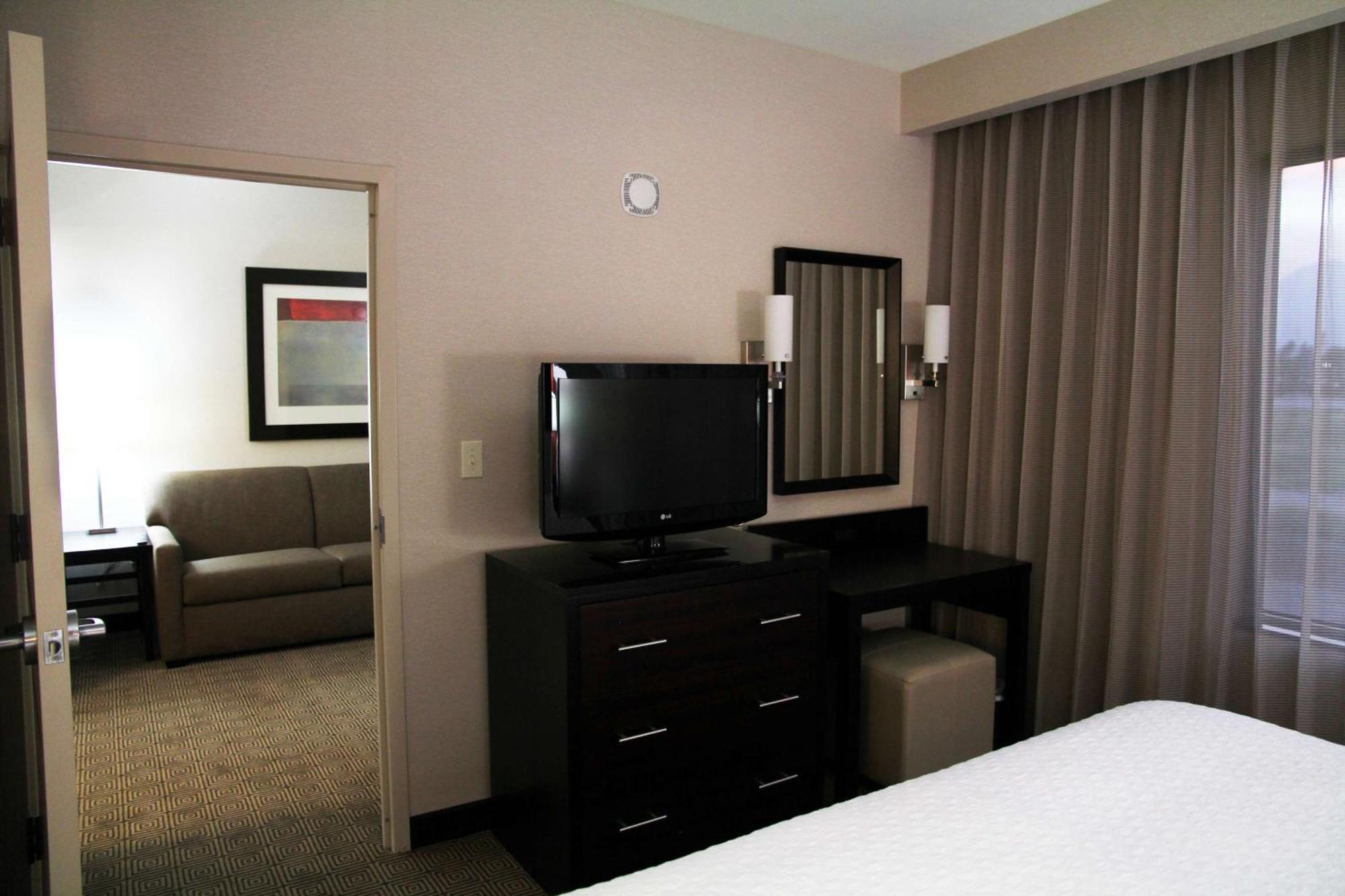 Embassy Suites Ontario - Airport Exterior photo