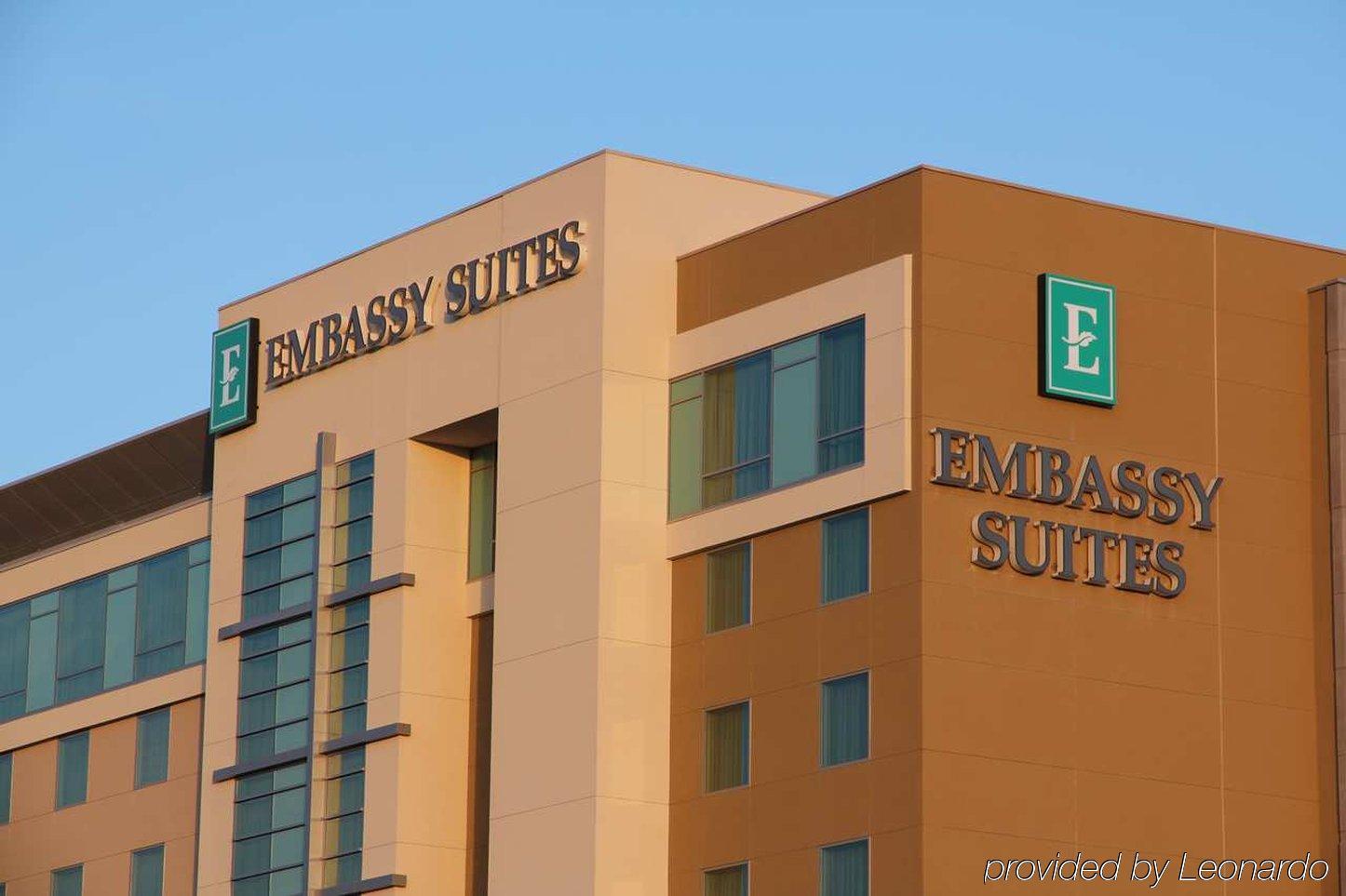 Embassy Suites Ontario - Airport Exterior photo